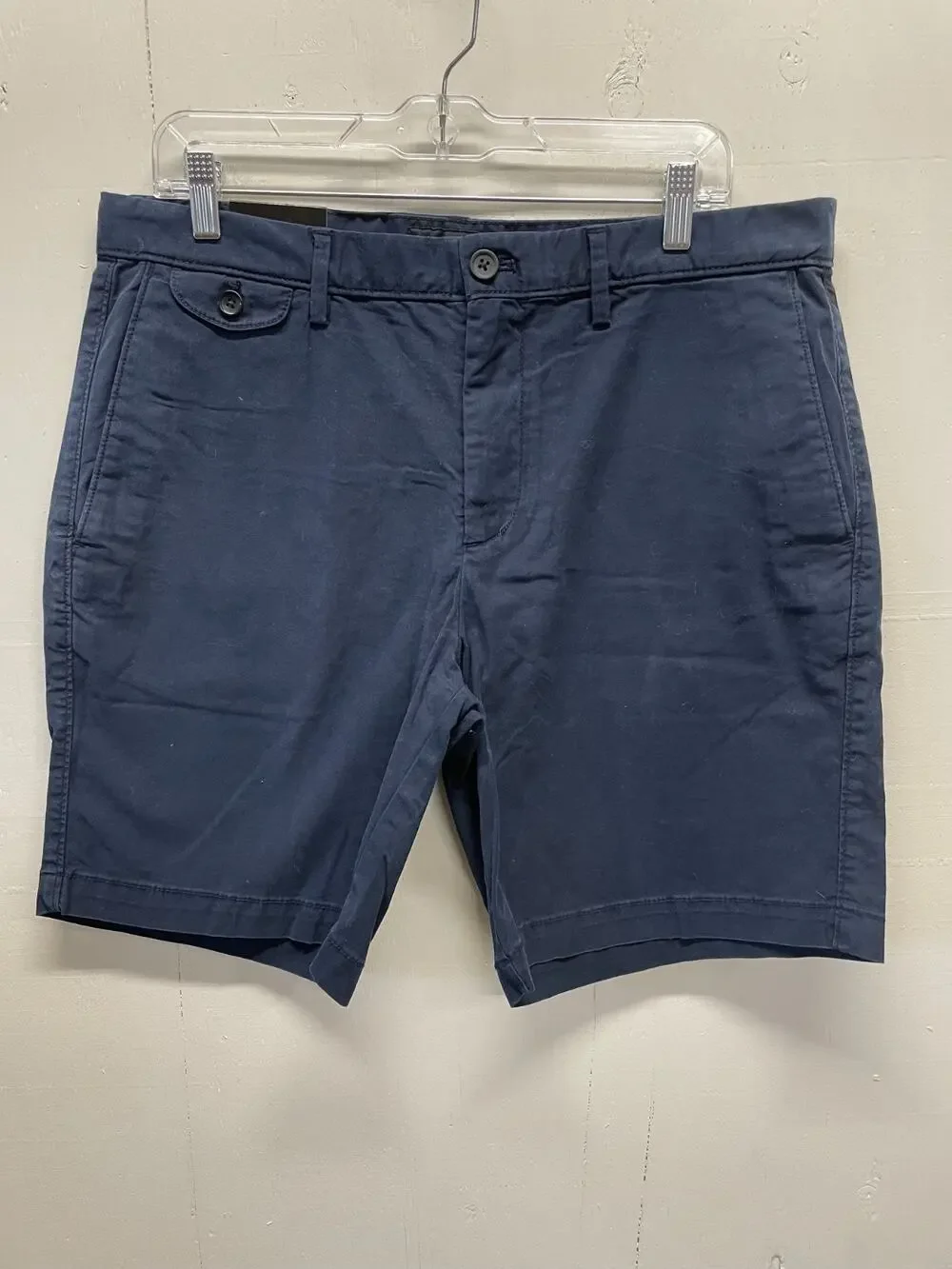 Banana Republic Men's Shorts Size 35 Lived-In Chino Short Slim Fit New With Tags